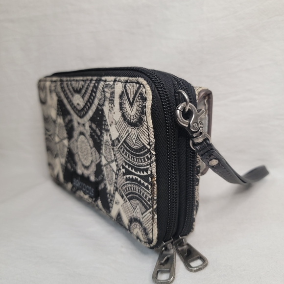 Sakroots Black and Cream Wristlet - Picture 2 of 7